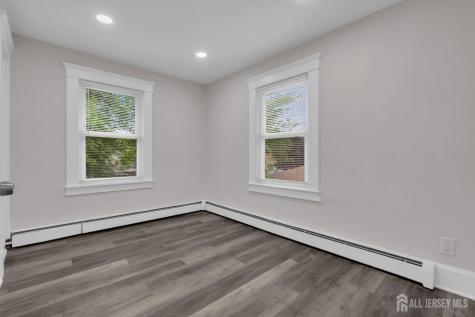 28 Victoria Avenue Spotswood NJ 08884