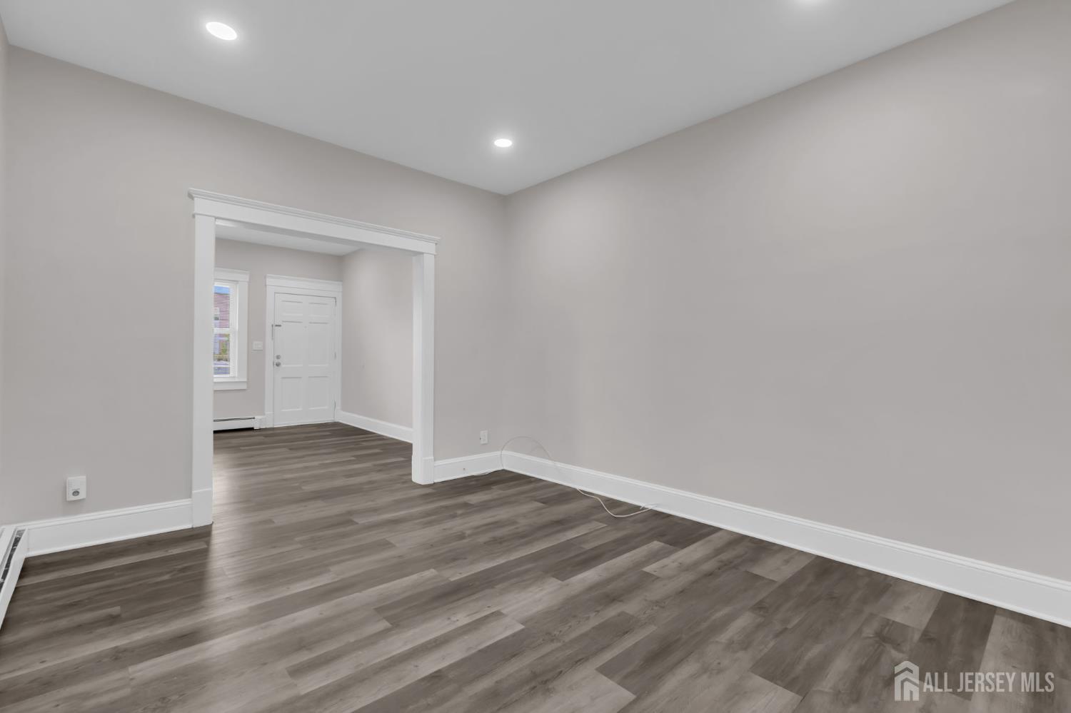 28 Victoria Avenue Spotswood NJ 08884