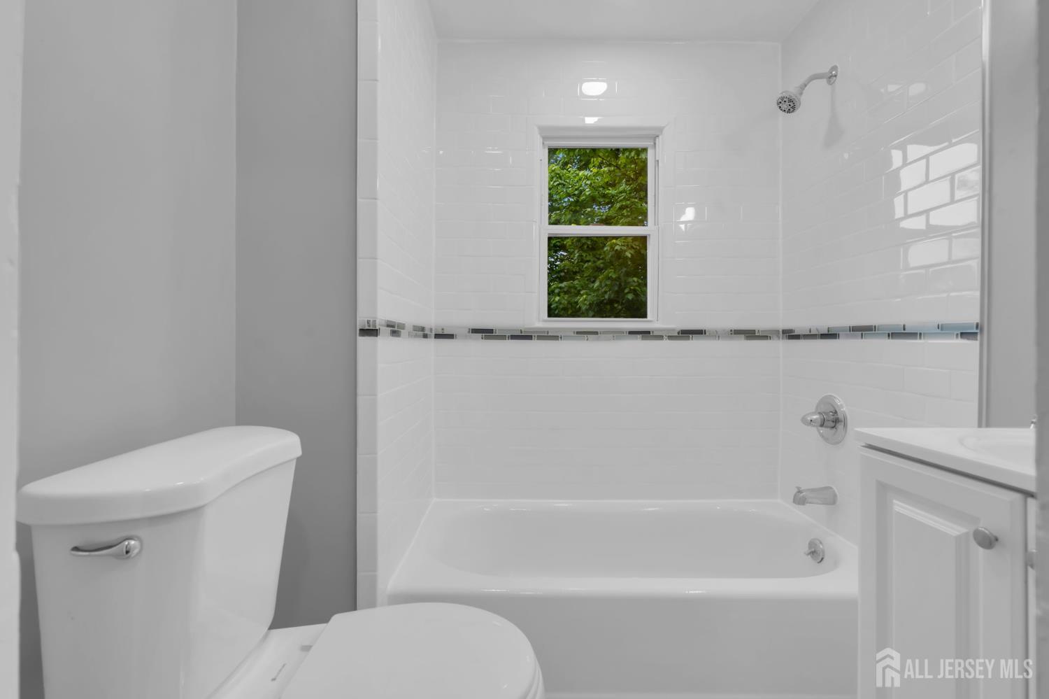 28 Victoria Avenue Spotswood NJ 08884