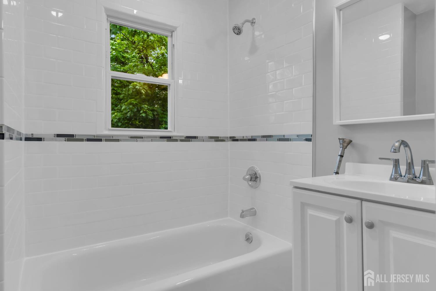 28 Victoria Avenue Spotswood NJ 08884