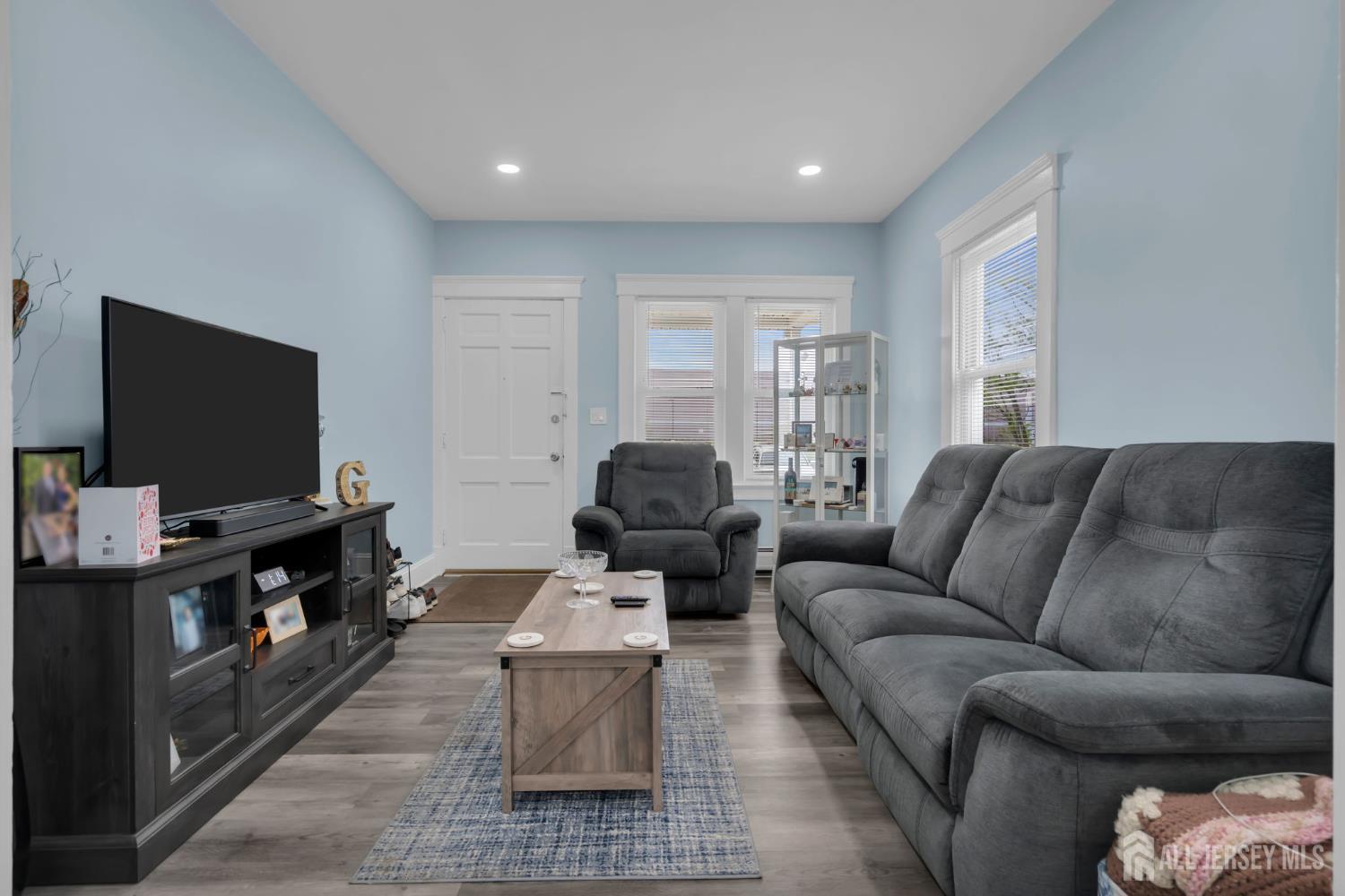 28 Victoria Avenue Spotswood NJ 08884