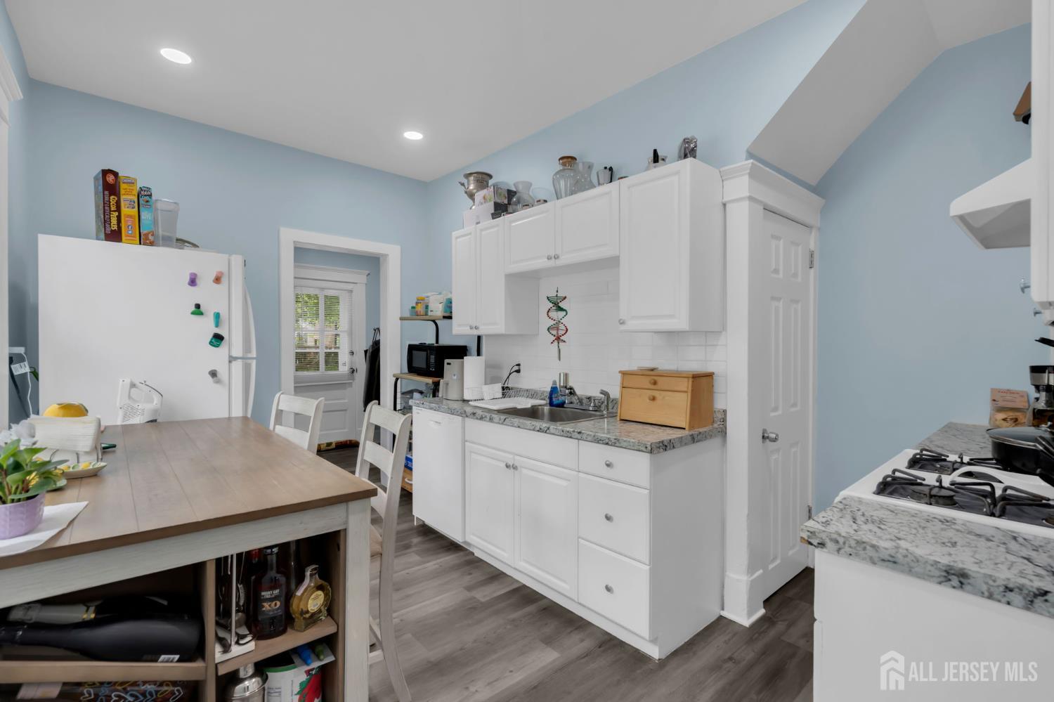 28 Victoria Avenue Spotswood NJ 08884
