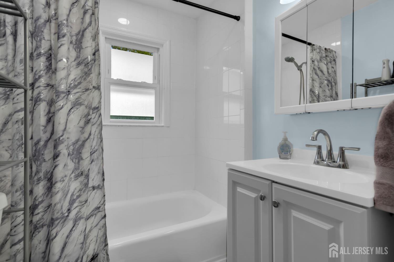 28 Victoria Avenue Spotswood NJ 08884