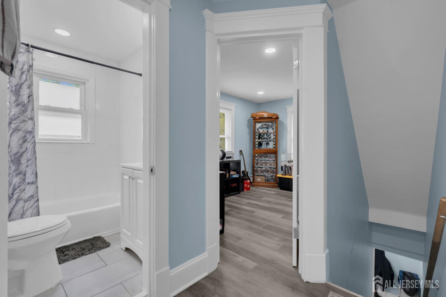 28 Victoria Avenue Spotswood NJ 08884