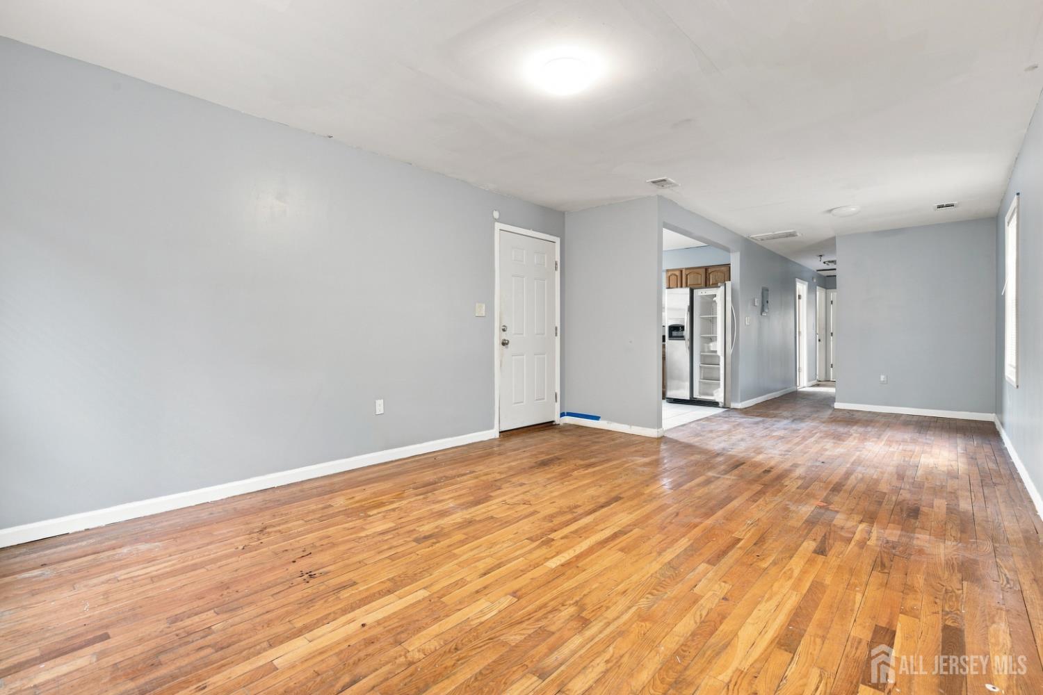 64 Fabyan Place Newark NJ 07108