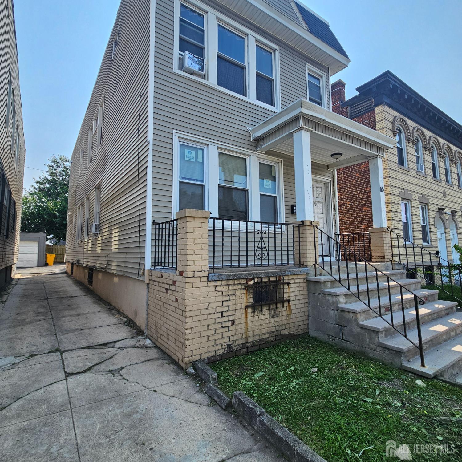 115 Tremont Avenue East Orange NJ 07018