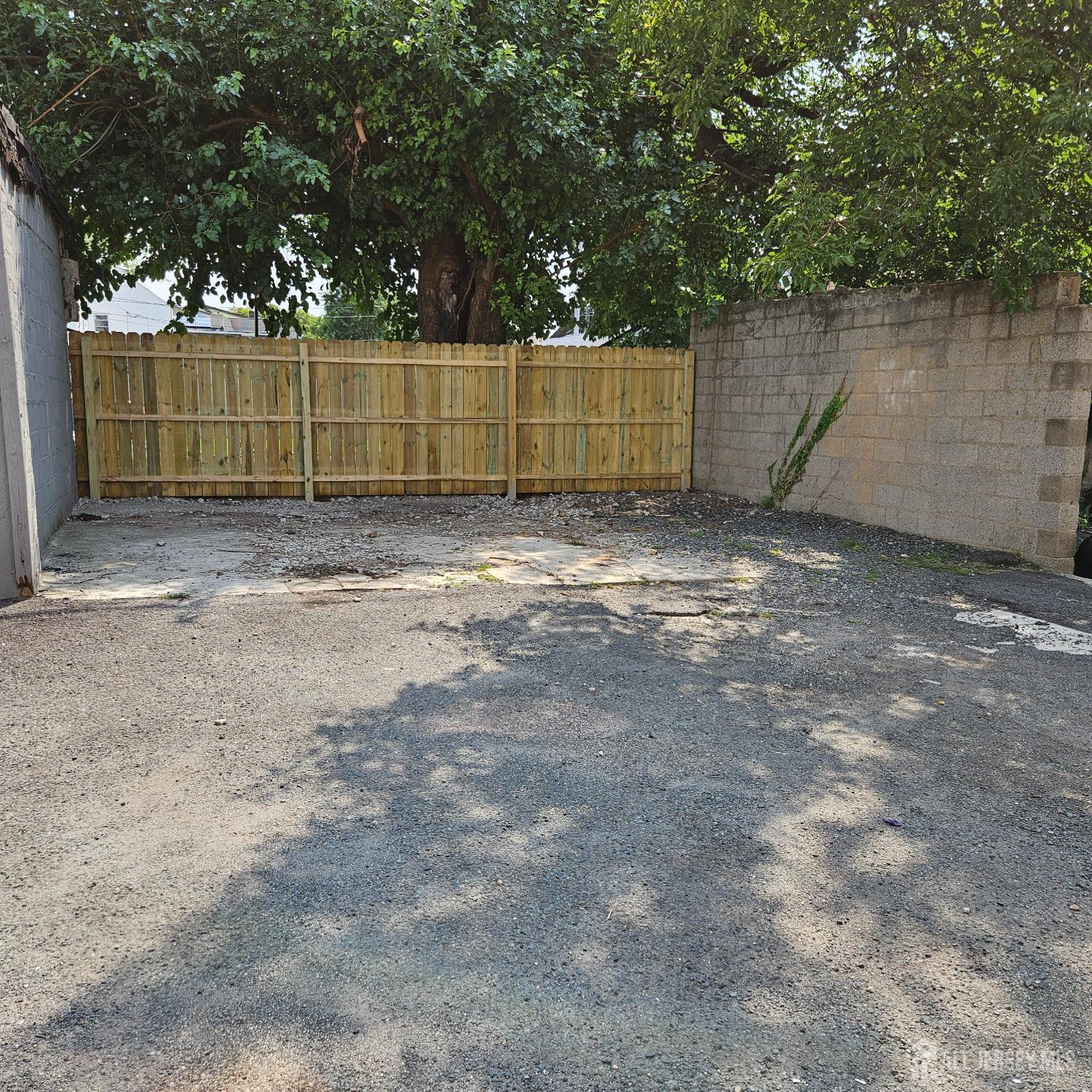 115 Tremont Avenue East Orange NJ 07018