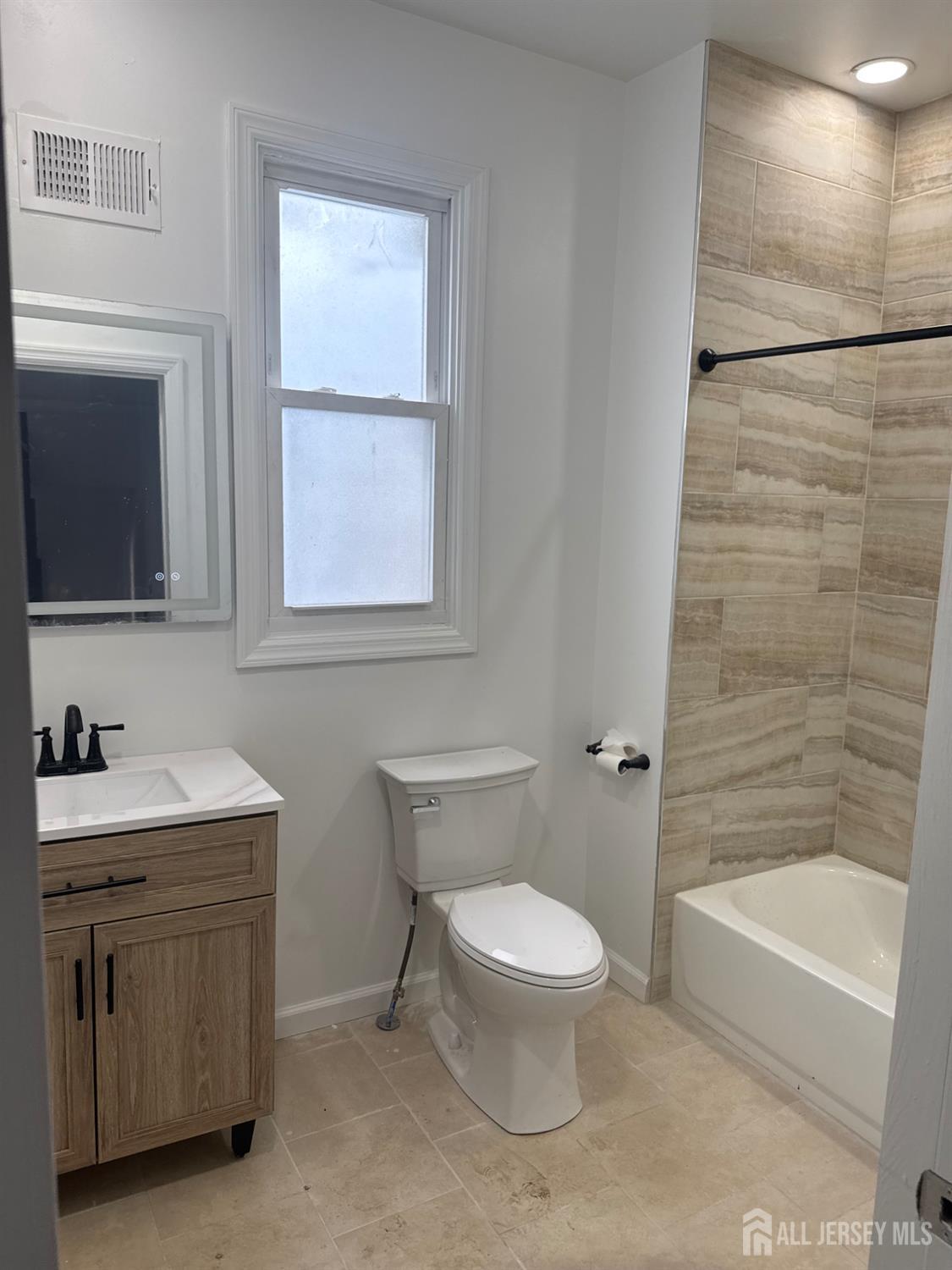 47 Rose Terrace Newark NJ 07108