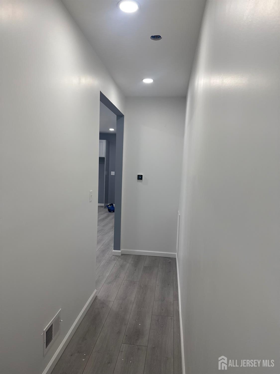 47 Rose Terrace Newark NJ 07108