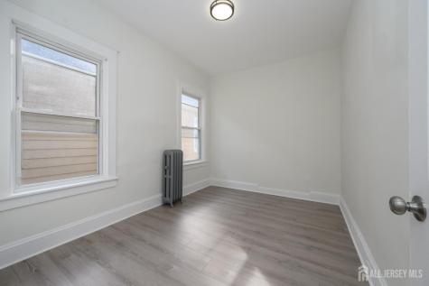 377 Delavan Street New Brunswick NJ 08901