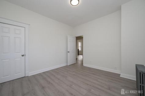 377 Delavan Street New Brunswick NJ 08901