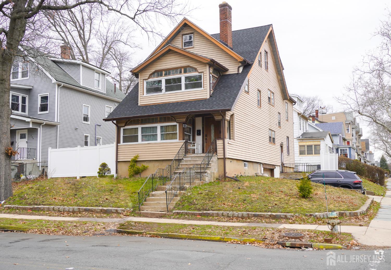 130 Elmwood Avenue East Orange NJ 07018