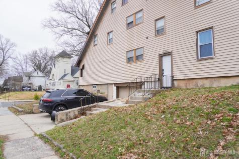 130 Elmwood Avenue East Orange NJ 07018