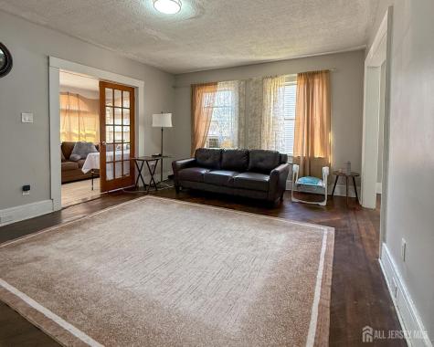 130 Elmwood Avenue East Orange NJ 07018
