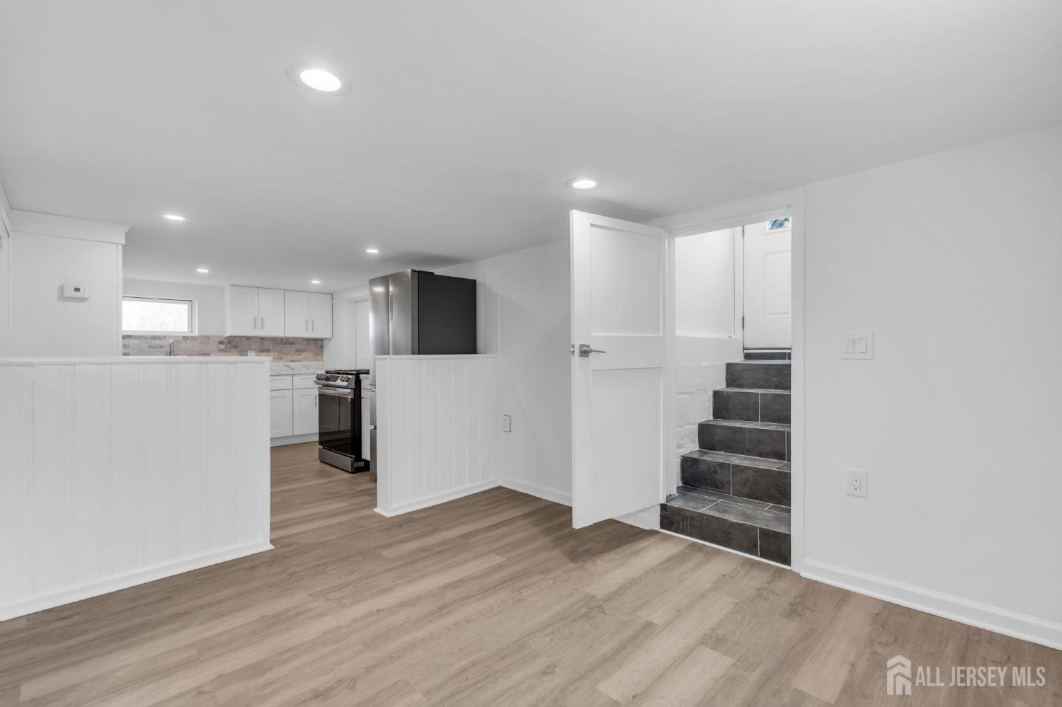 21 Market Street Edison NJ 08817