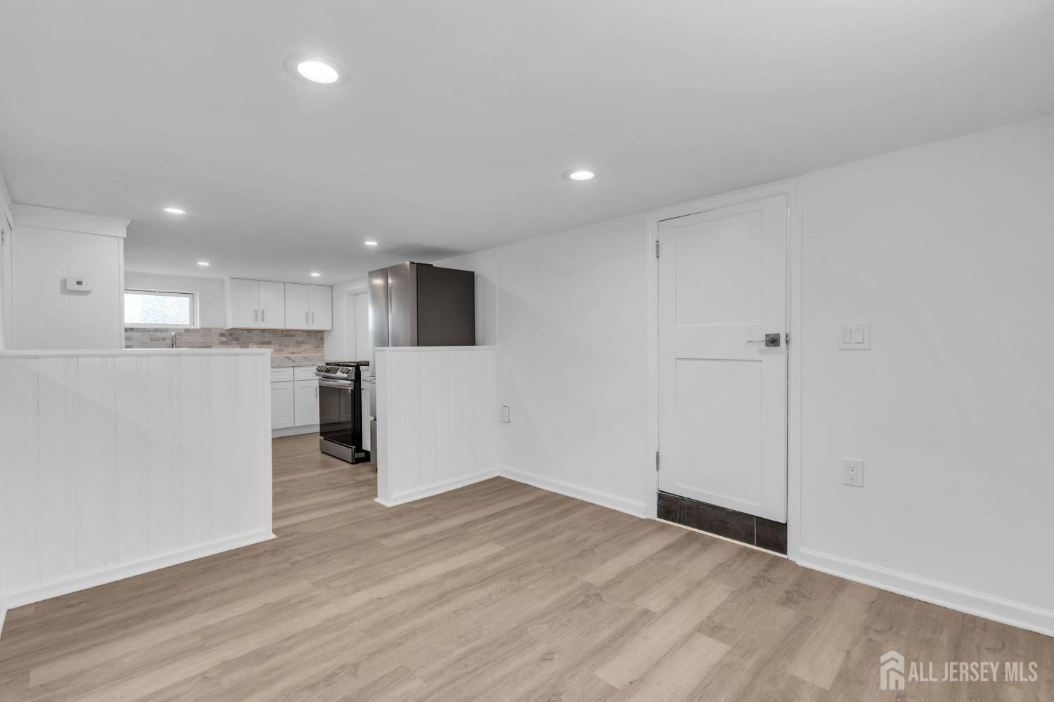 21 Market Street Edison NJ 08817