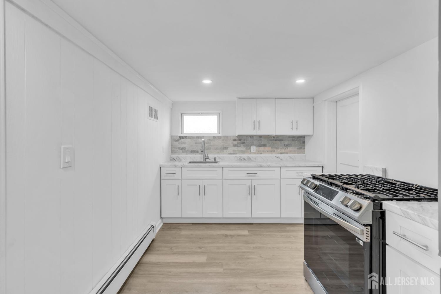 21 Market Street Edison NJ 08817