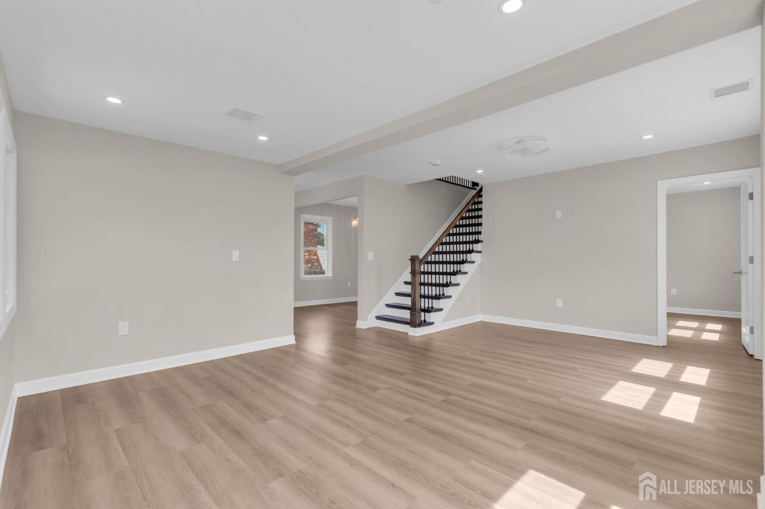 21 Market Street Edison NJ 08817