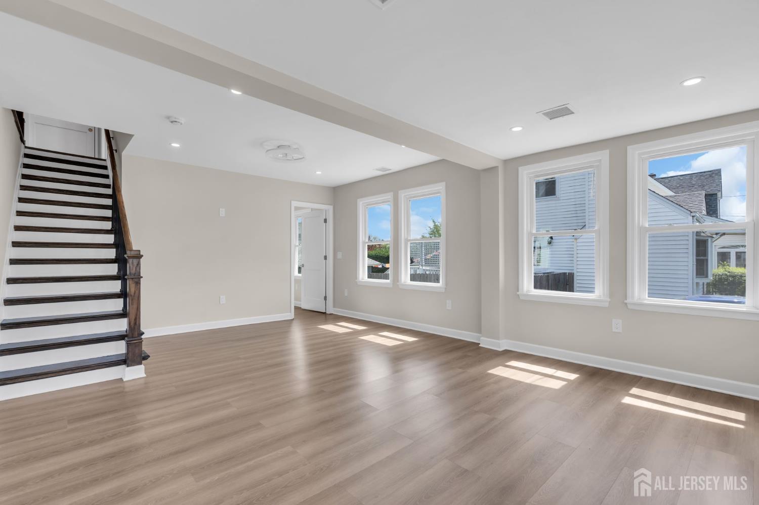 21 Market Street Edison NJ 08817