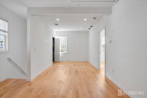 23 Carlton Street Edison NJ 08837