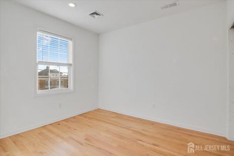 23 Carlton Street Edison NJ 08837