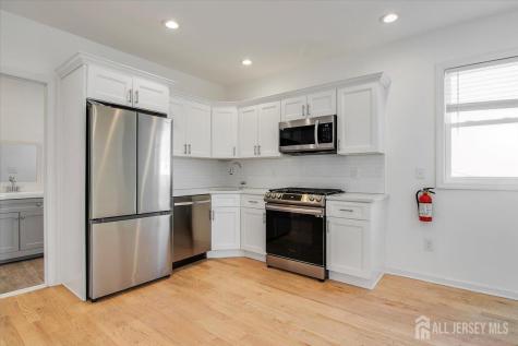 23 Carlton Street Edison NJ 08837