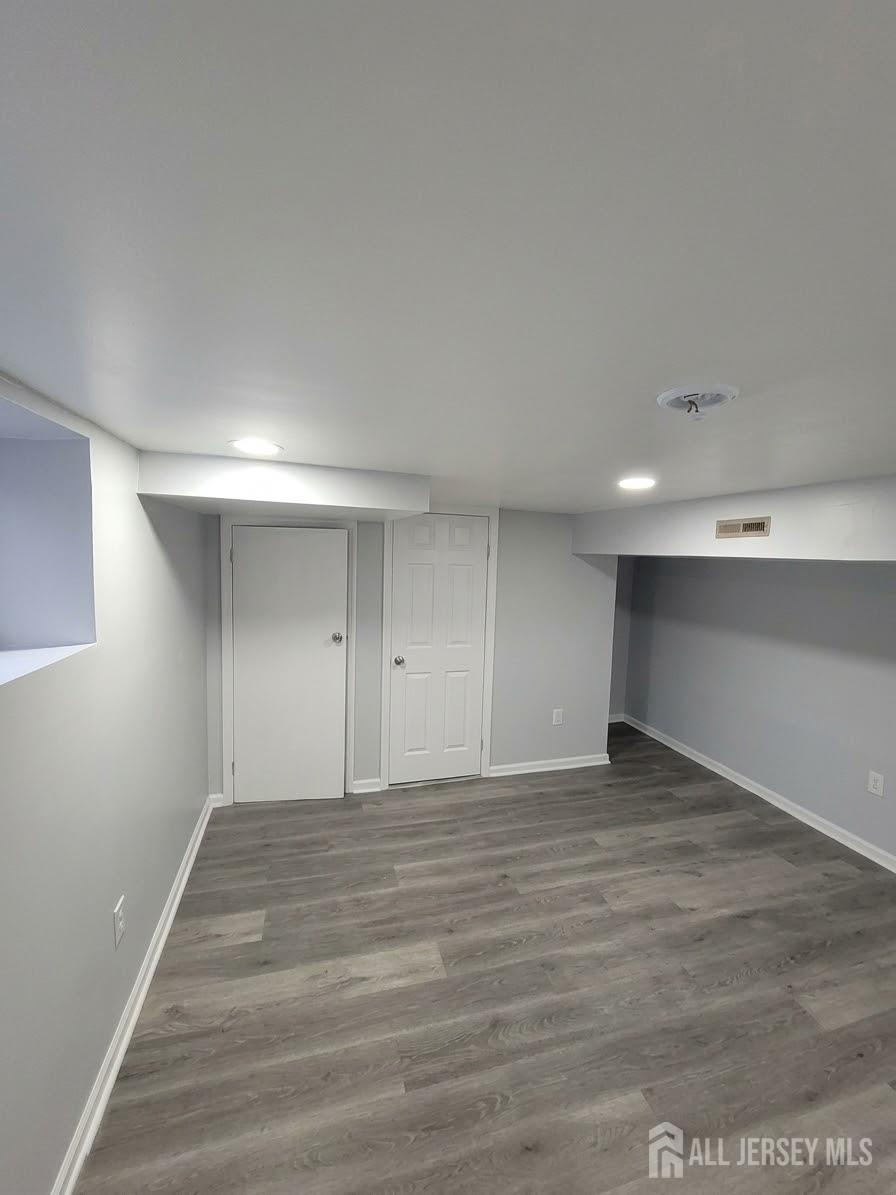 21-23 Evergreen Avenue Newark NJ 07114