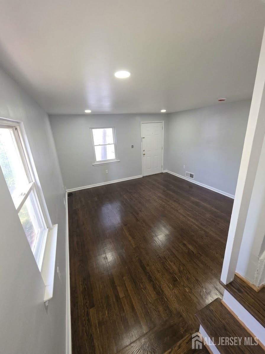 21-23 Evergreen Avenue Newark NJ 07114