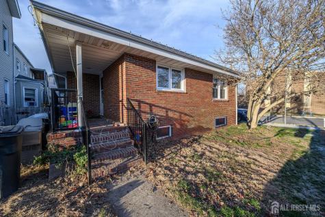 122 S Rosewell Avenue S South Amboy NJ 08879