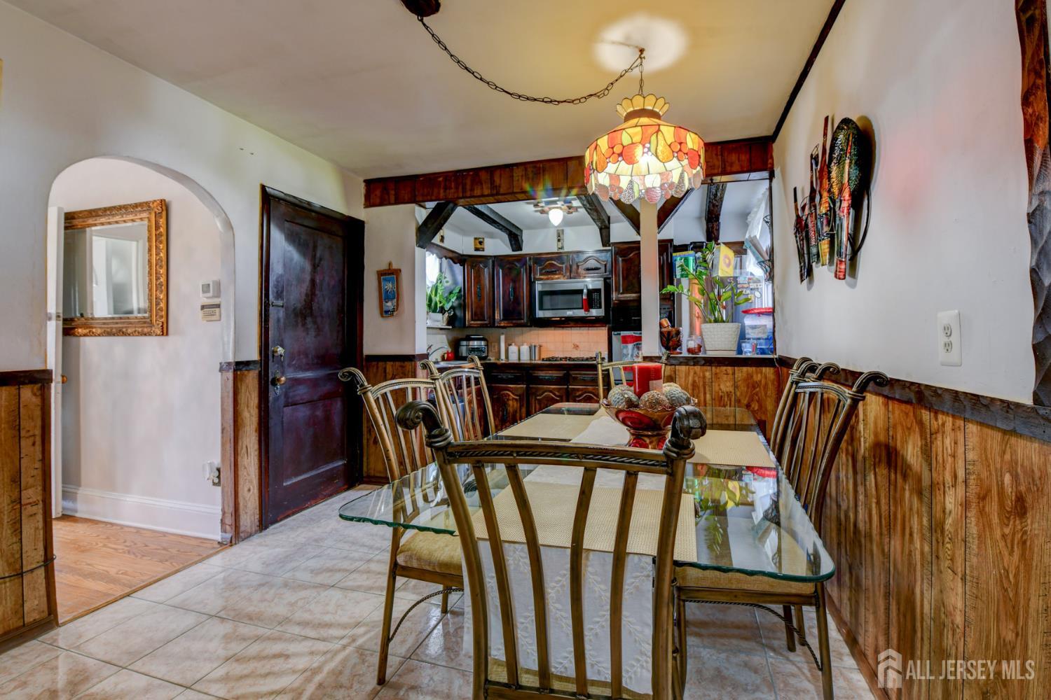 51 Jeanette Street Carteret NJ 07008