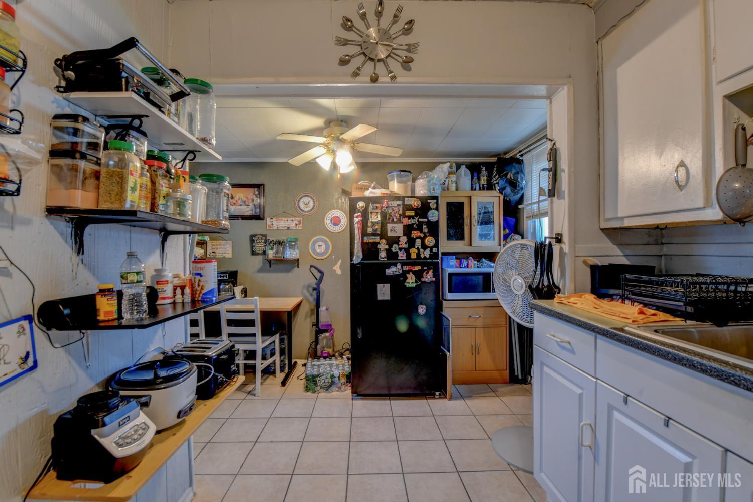 51 Jeanette Street Carteret NJ 07008