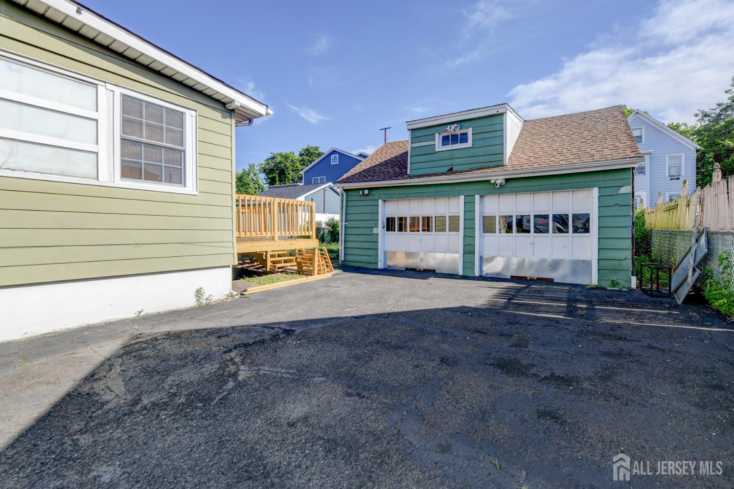 51 Jeanette Street Carteret NJ 07008