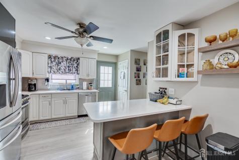 7 Myrtle Avenue Metuchen NJ 08840