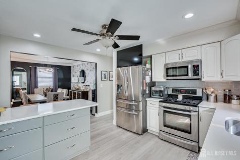 7 Myrtle Avenue Metuchen NJ 08840