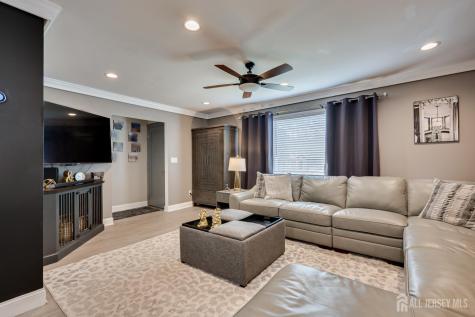7 Myrtle Avenue Metuchen NJ 08840
