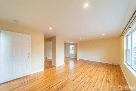 44 N Whittier Street N Carteret NJ 07008