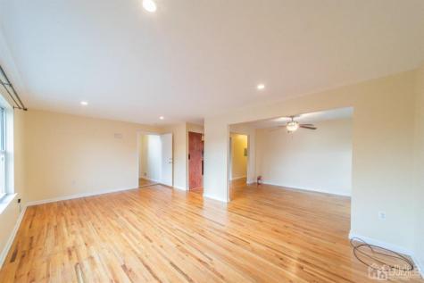 44 N Whittier Street N Carteret NJ 07008