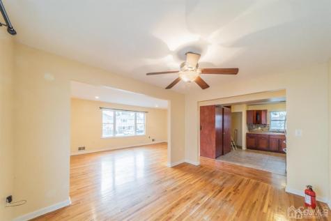 44 N Whittier Street N Carteret NJ 07008