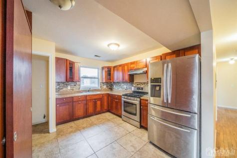44 N Whittier Street N Carteret NJ 07008