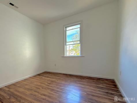 204 Baltimore Avenue Hillside NJ 07205