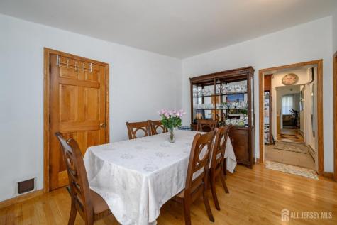 513 E Price Street E Linden NJ 07036
