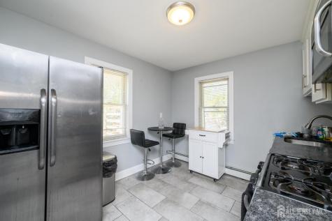 513 E Price Street E Linden NJ 07036