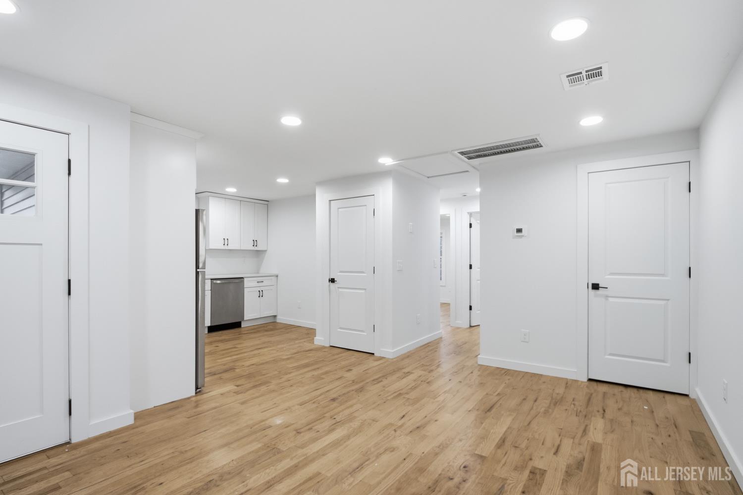 48 5 Th Street Fords NJ 08863