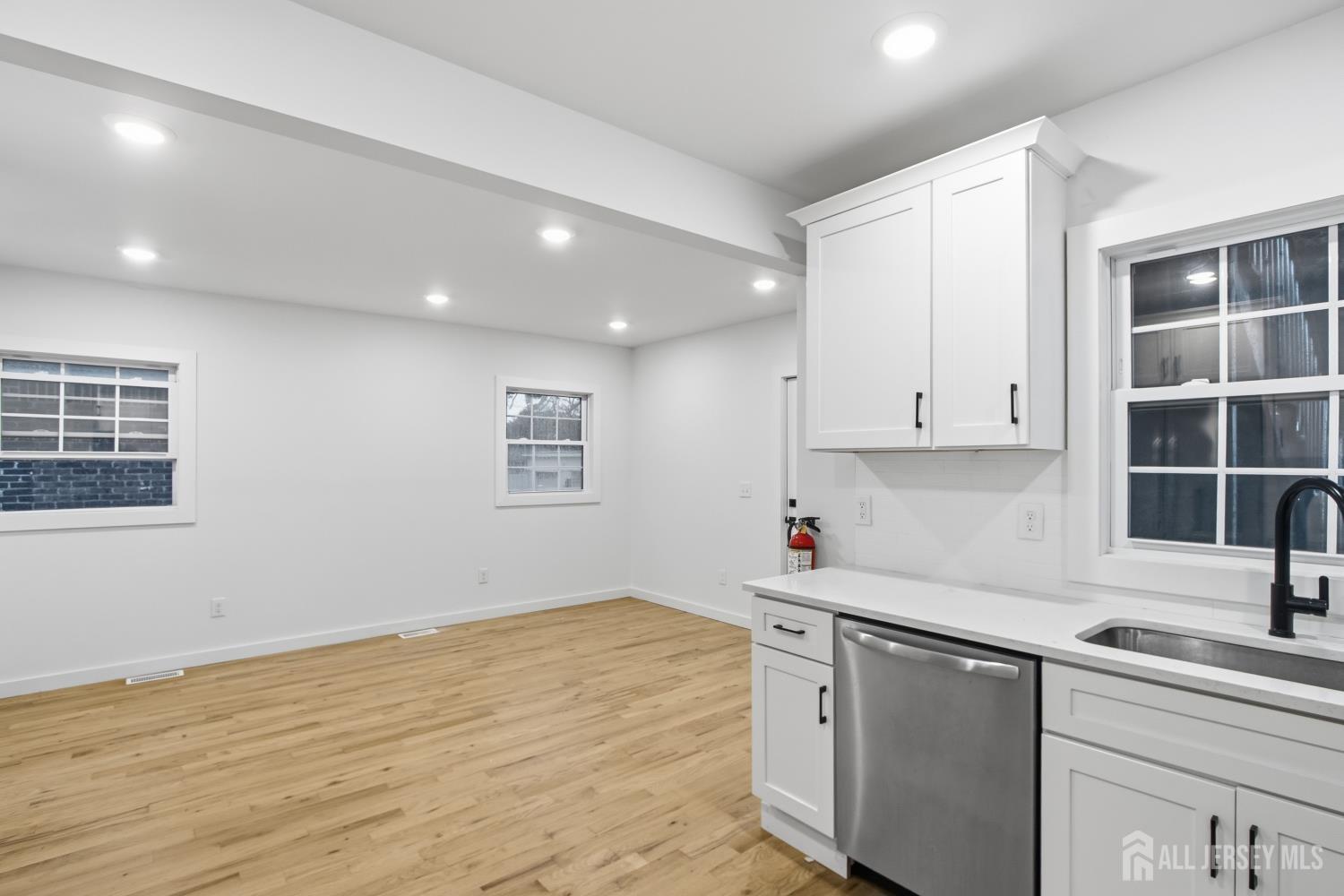 48 5 Th Street Fords NJ 08863
