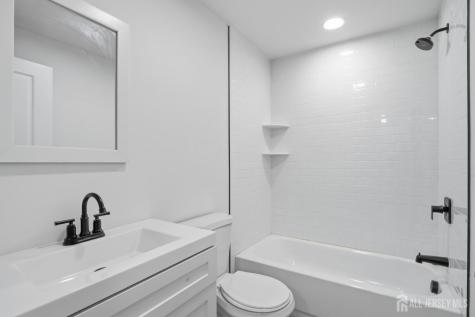 48 5 Th Street Fords NJ 08863