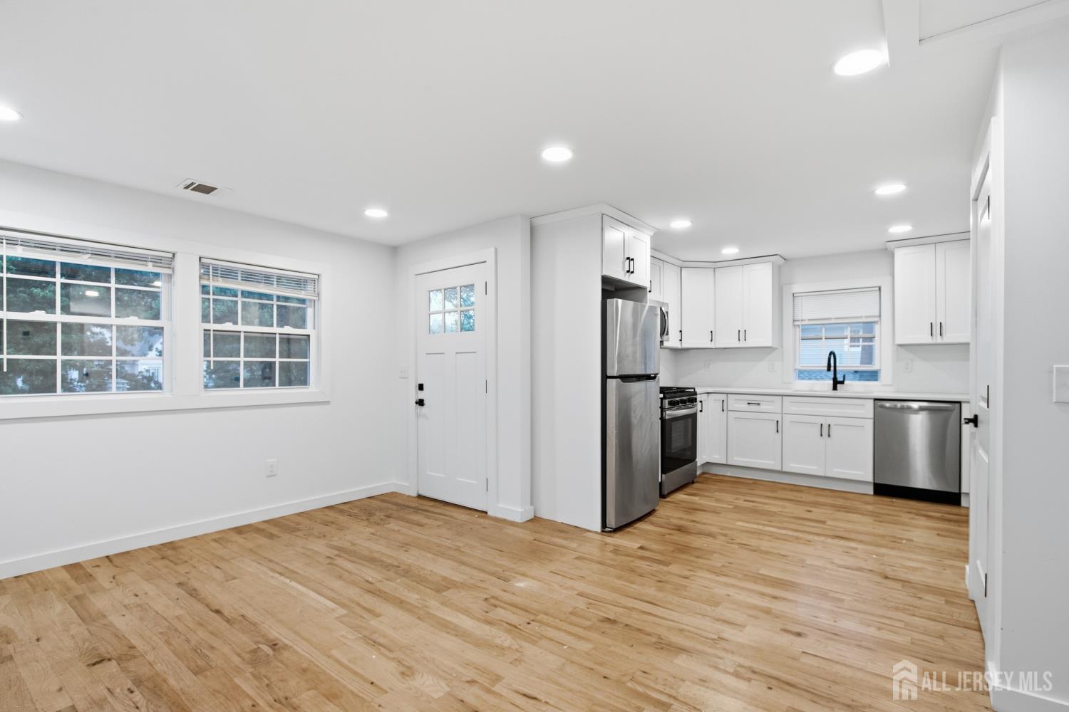 48 5 Th Street Fords NJ 08863