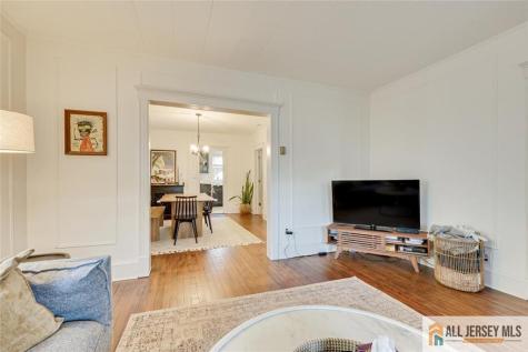 319 Harper Place Highland Park NJ 08904