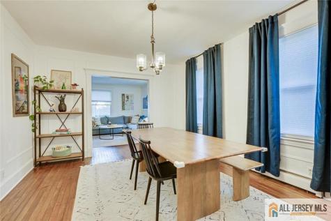 319 Harper Place Highland Park NJ 08904