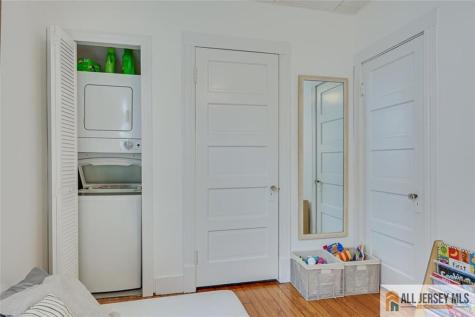 319 Harper Place Highland Park NJ 08904