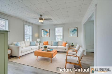 319 Harper Place Highland Park NJ 08904